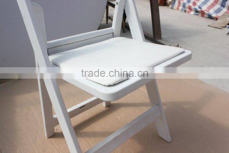 Elegant Folding & Padded Resin Wimbledon Chair