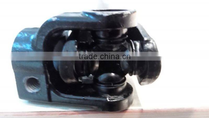 Universal joint assembly