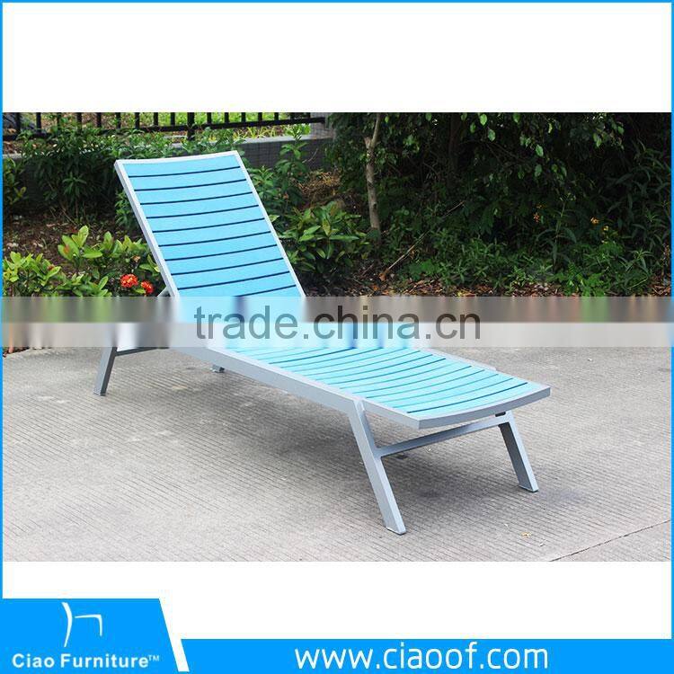 Outdoor Rattan Lounge Furniture Aluminum Sun Lounger Beach Chair