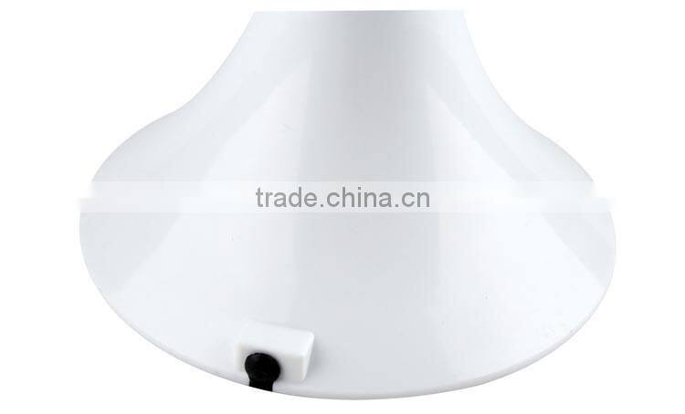 New design decorative battery operated color changing modern table lamp