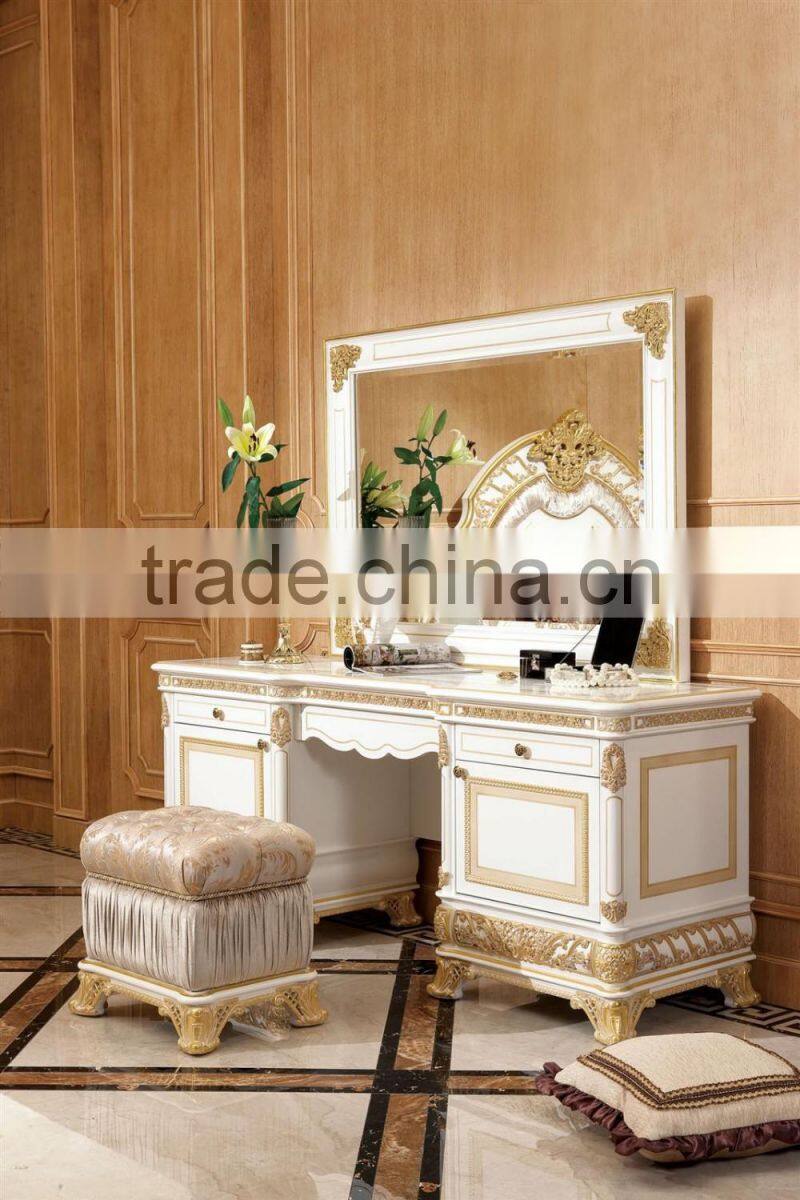 YB62 luxury sofa set new designs italian antique style sofa classic living room white wooden frame fabric furniture