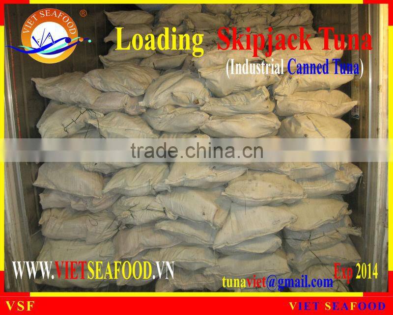 LOADING SKIPJACK TUNA W/R