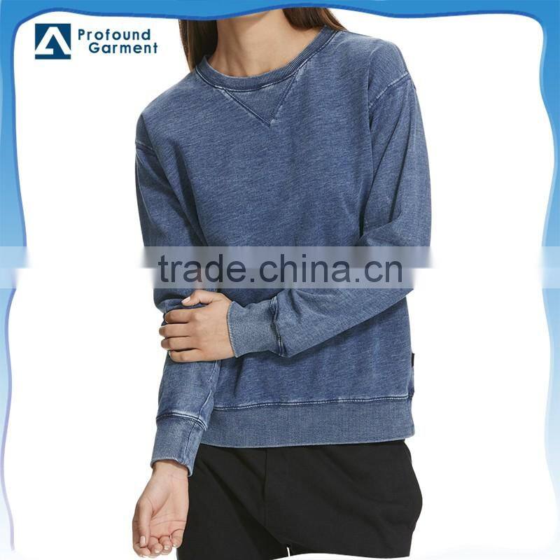 Fall clothing embroidered acid wash crewneck sweatshirt for women