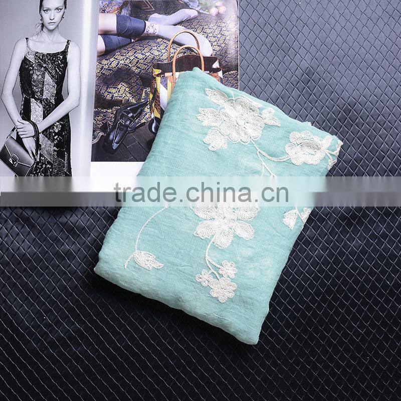 Wholesale Korea Fashion Ladies Cotton Flower Embroidery Shawls