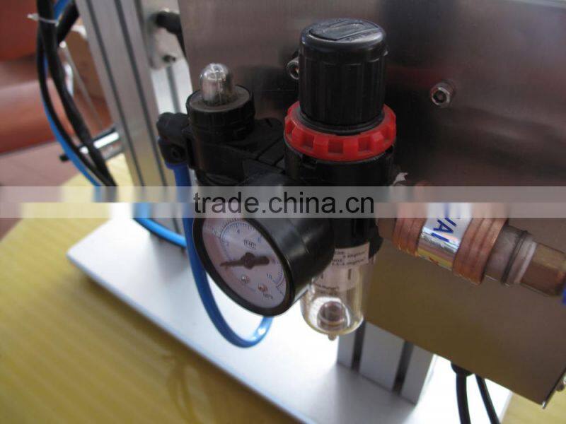 Multifunctional manual capper