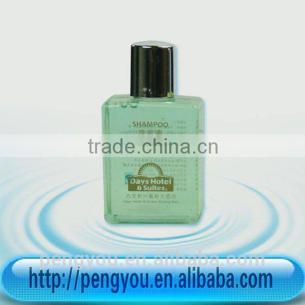 Wholesale convenient natural formula smell good SGS mini shampoo bottle