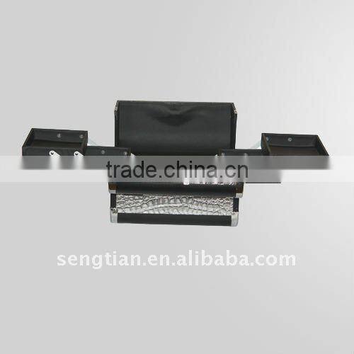 Toiletry Case---D2960MK (black color, medium size )