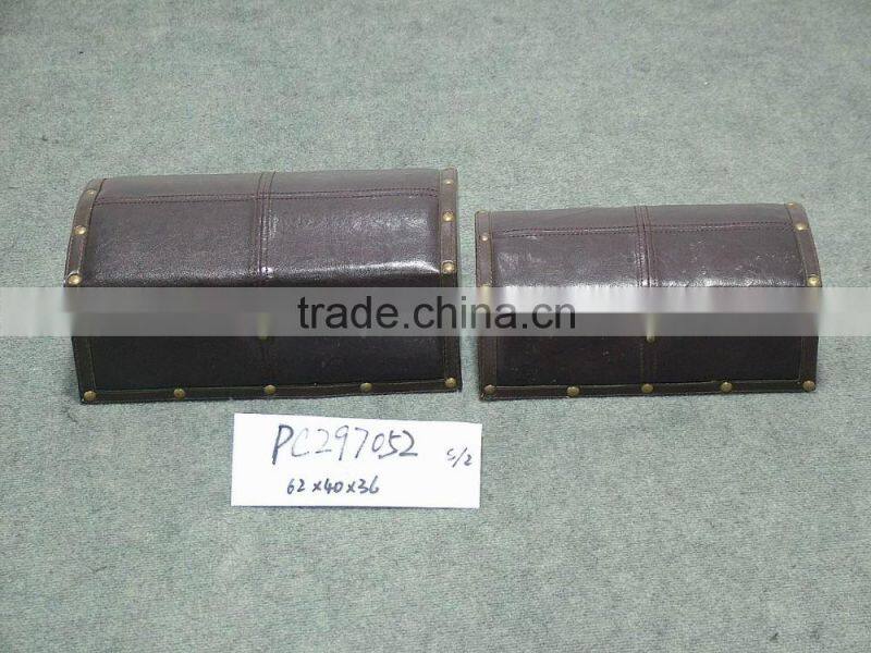 Vintage wooden box Brazilian leather arc