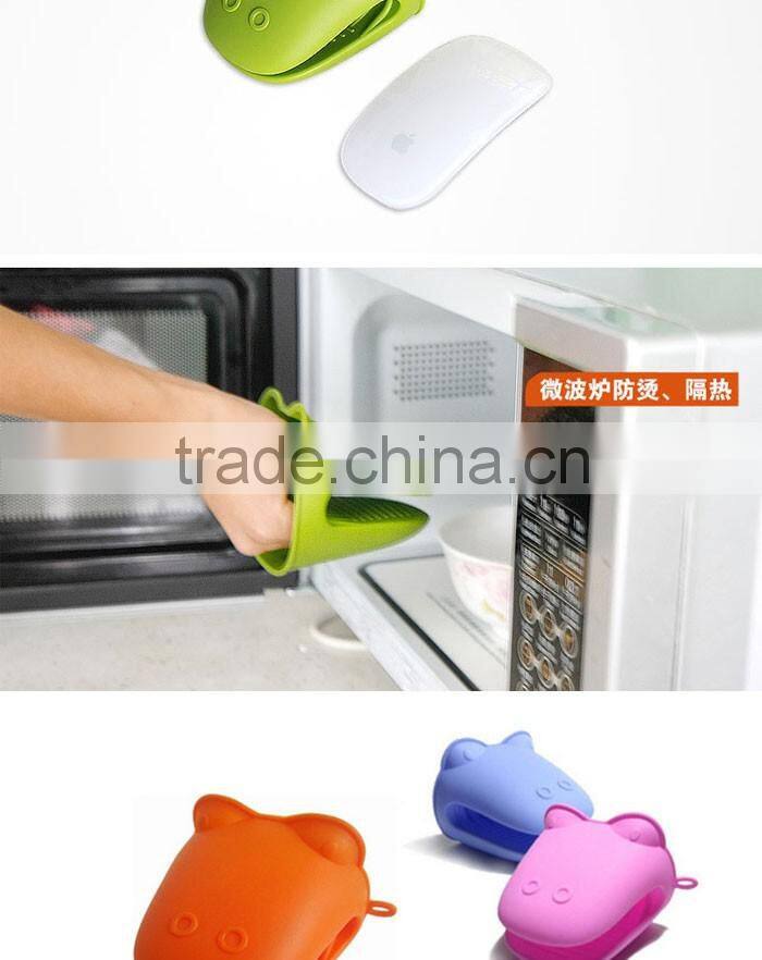 High Temperature Take Bakeware Microwave Oven Ironing Gloves Insulation Hand Clamp