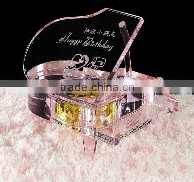 Complete beautiful elegant crystal piano souvenir crystal souvenir for baby baptism