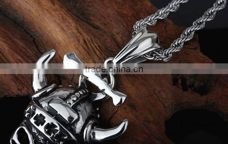 Stainless steel casting unique skull style horn pendant
