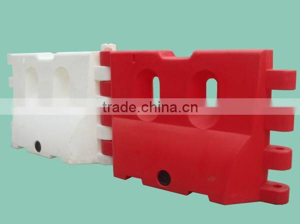 Roto Mold Construction Barricades