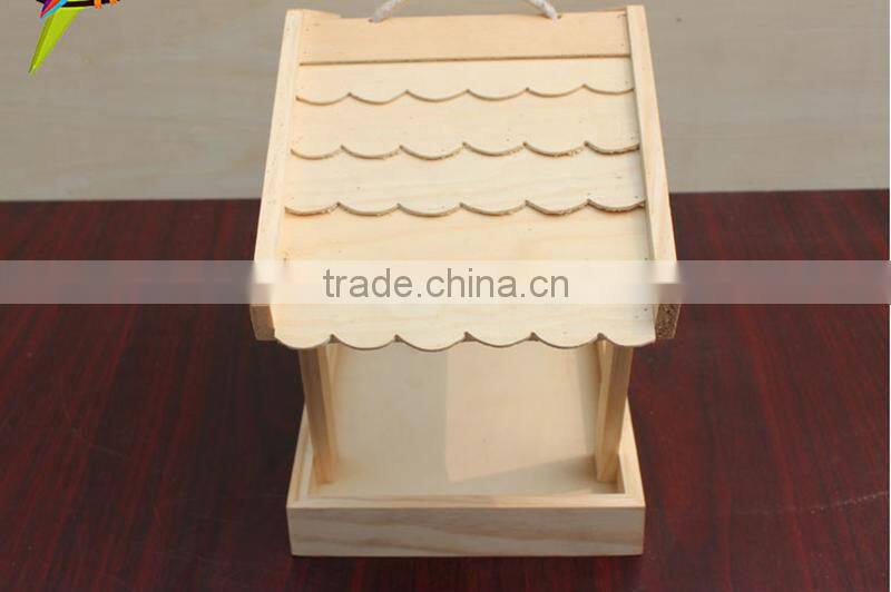 Gold supplier handicraft small pet nest with roof