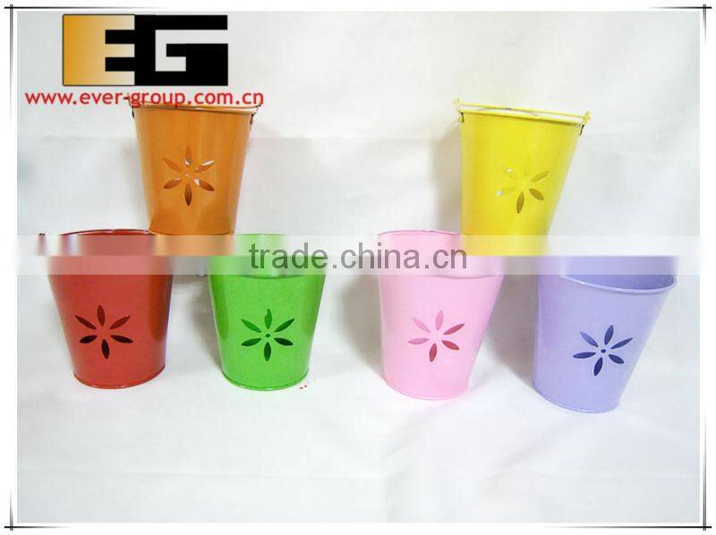 Zinc with handle hollow Flower planter