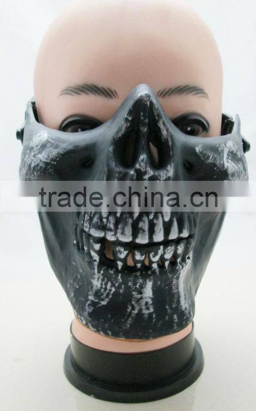 Half Face Cacique Plastic Skull Mask (Skeleton Color)
