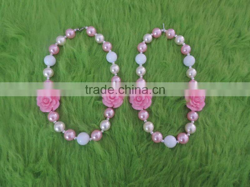 Children plastic Necklace Girl Party Pearl Necklace With Rose