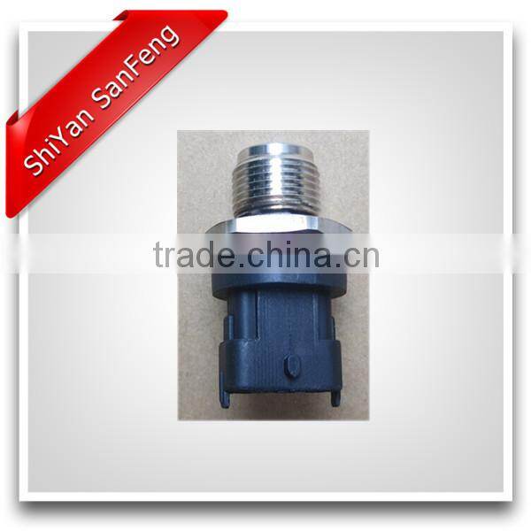 ISDE Diesel Engine Oil Pressure Sensor 0281002937