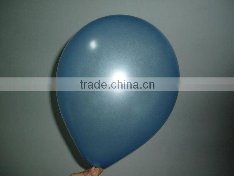 standard latex balloon