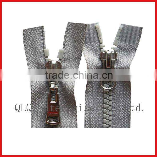 Gold Plastic Finished Zipper