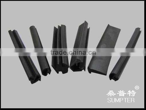 Rubber profile
