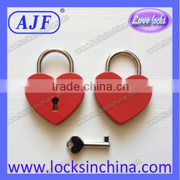 AJF fashion heart shape wedding locks