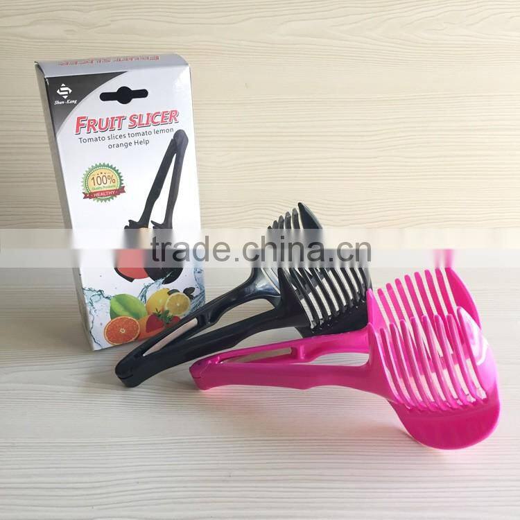 Vegetable and fruit slicer