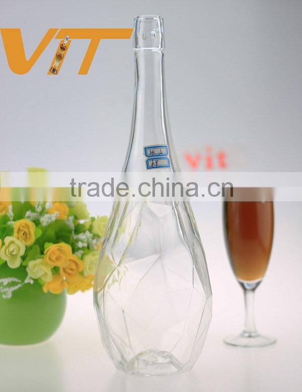 China factory cheapwoman body wine bottles Ice hockey shape bottles tiger head whiskey bottle 500ml