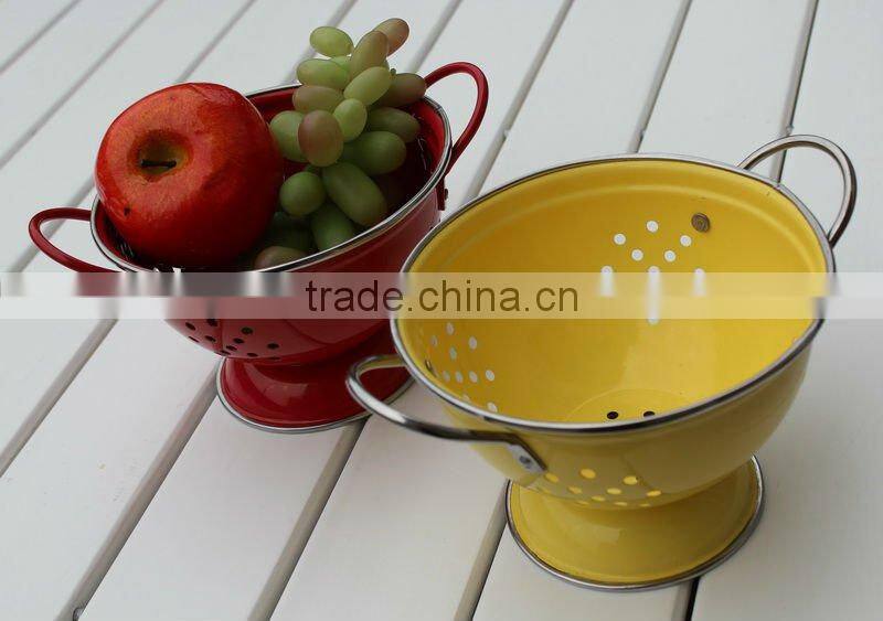 Enamel Fruit vegetable Colander