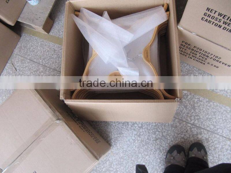 Natural Wooden top hospitality Clothes Hangers for hotel club