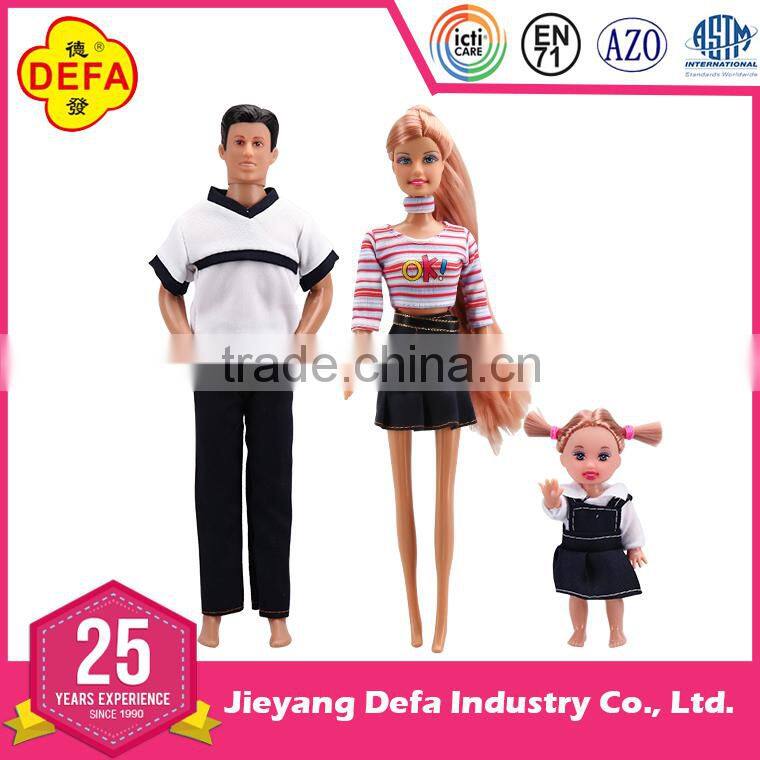 Happy family doll house Fashion happy family dolls sets Plastic baby lovely dolls