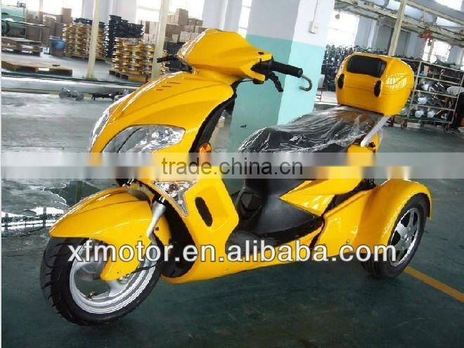 three wheel gas scooters