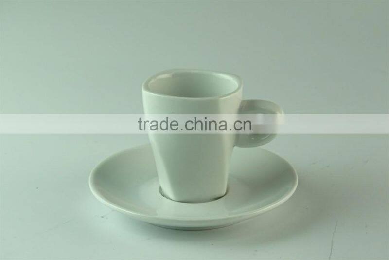 100ml stocked Cheap white ceramic coffee cup with saucer