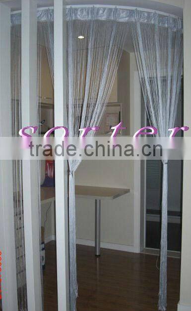 Sorter's decorative string curtain