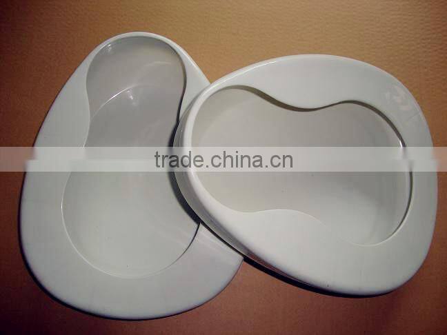 Hospital Use Patient Plastic Bedpan with good quality.
