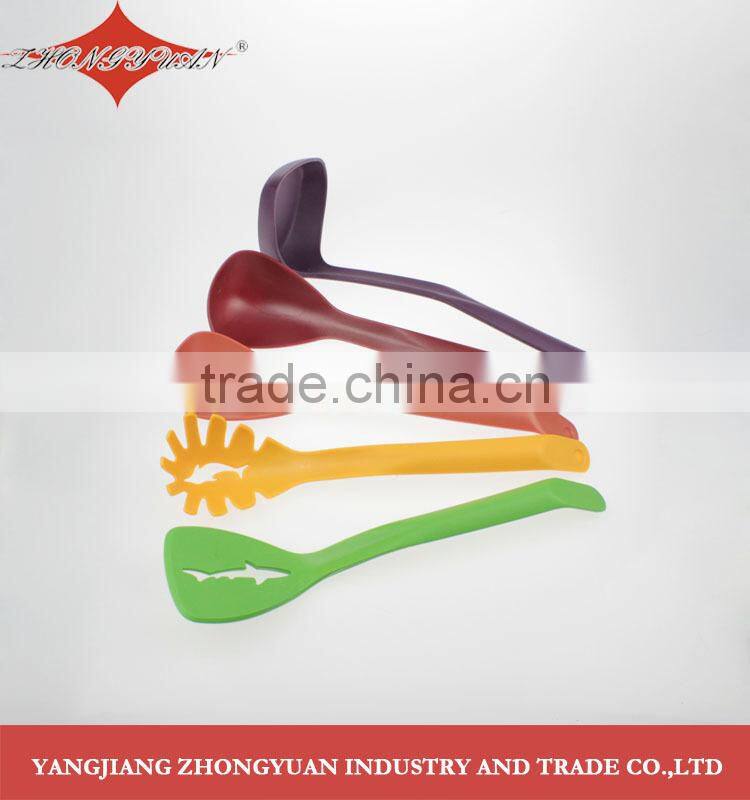 Kitchen accessory shark shaped mini nylon kitchen set with plastic handle