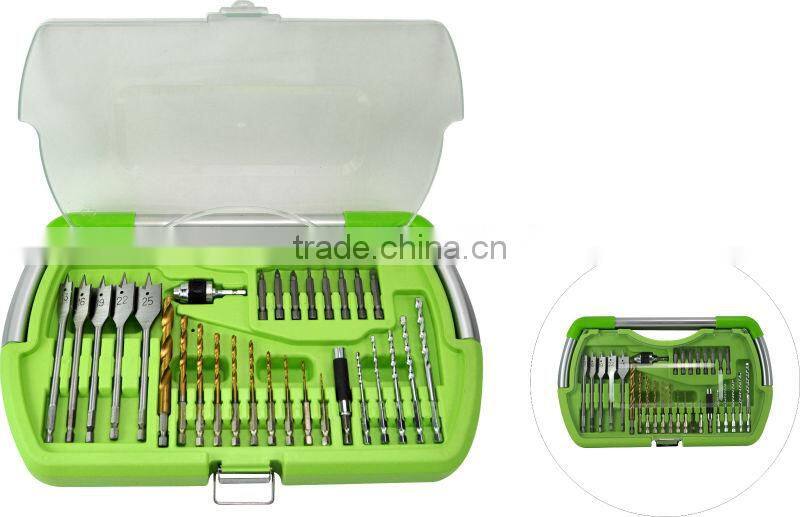 30 piece combination drill bit set in plastic case
