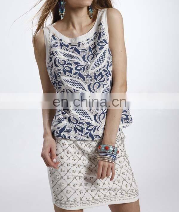 2016 new arrivel lady fashion top wih skirt