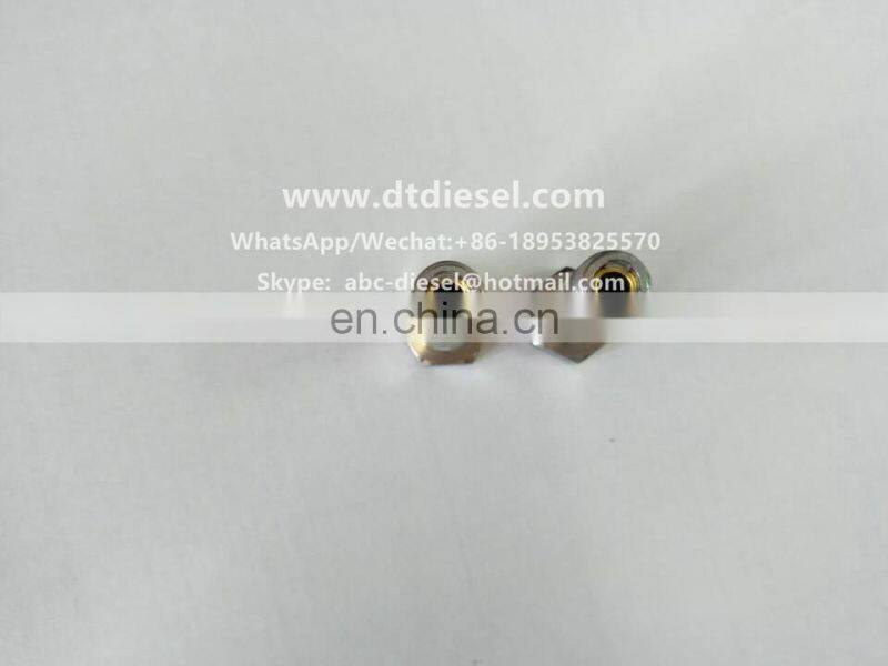 No,041(3)VP44 pump Into Oil Screw 1 463 445 040