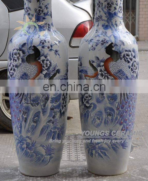 H1.2 m Jingdezhen Hand Painted Carved Peacock Porcelain Vase