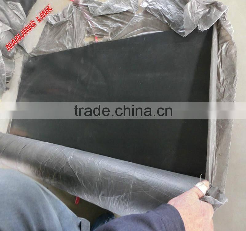 Long lasting all purpose Ezykleen rubber matting double thick /14" 1/2