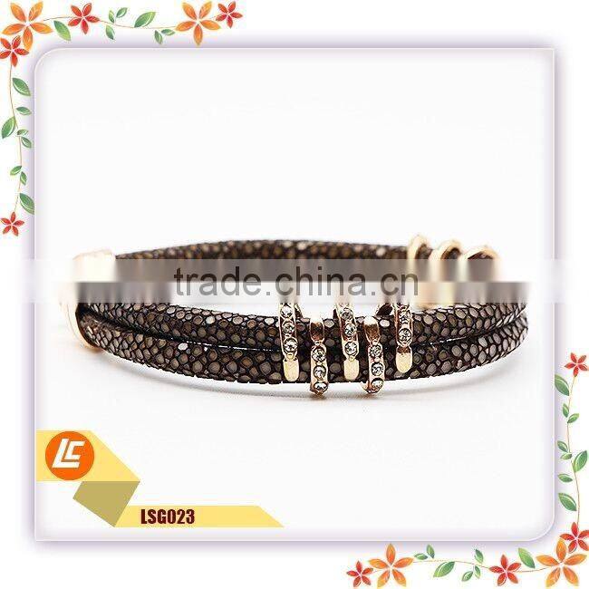Fashionable high class leather bacelet genuine stingray skin leather bracelet