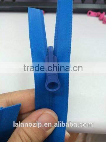 #3 coil zipper water repellent for garments in appareal