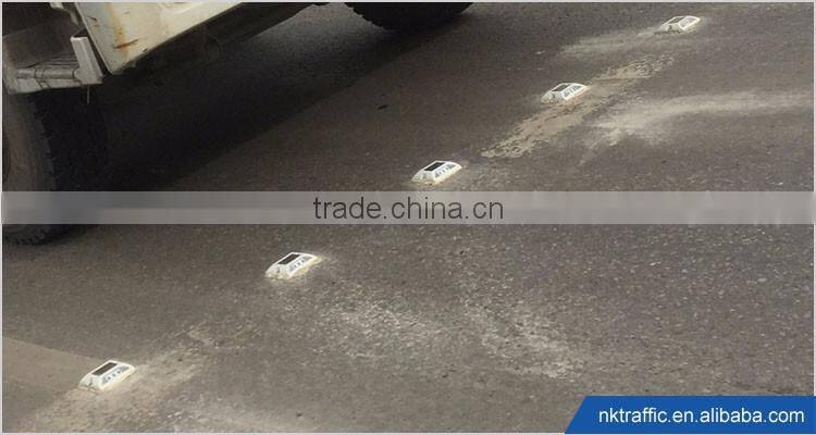 Aluminum led solar cat eyes road stud