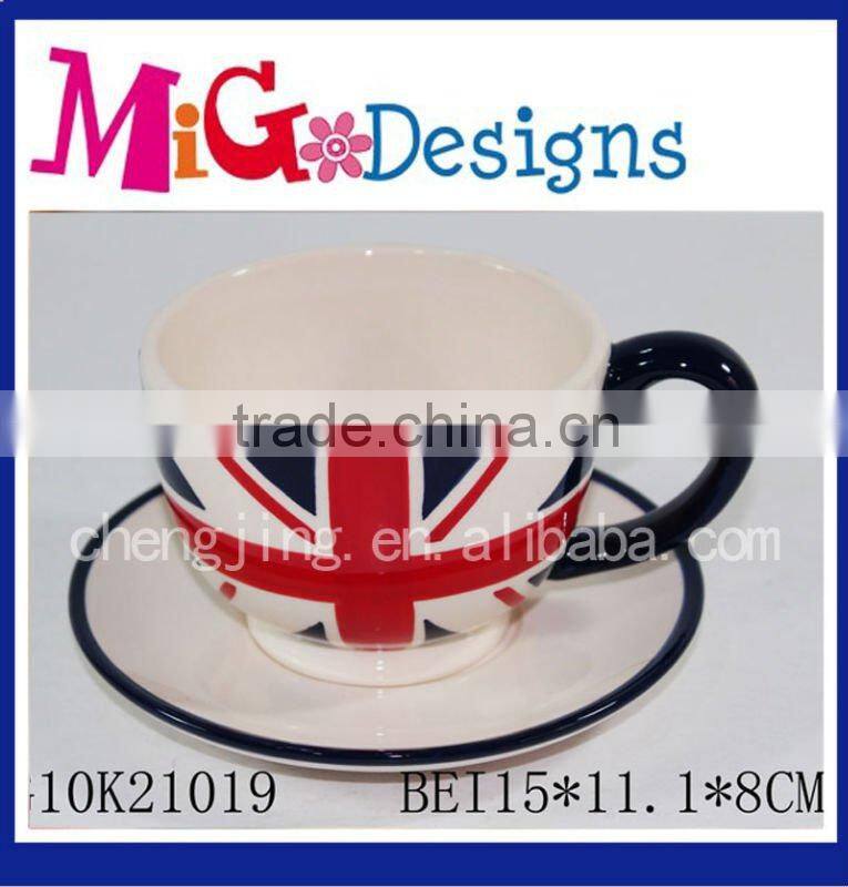 Ceramic Heart-shaped candy bowl /lovely bowl/best selling useful ceramic bowl with high quality OEM design welcome