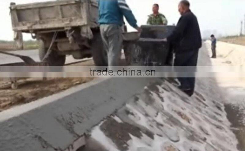 China Manufacturer Concrete Kerb Machine