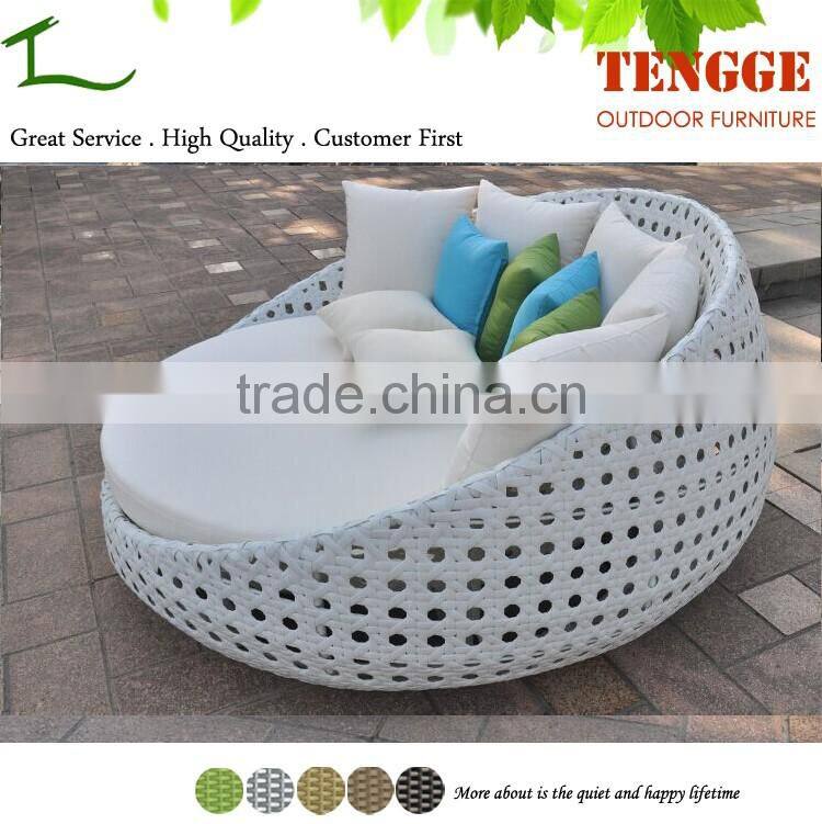 YH-8167 Rattan Wicker Sun Lounger Rattan Outdoor Round Sunbed