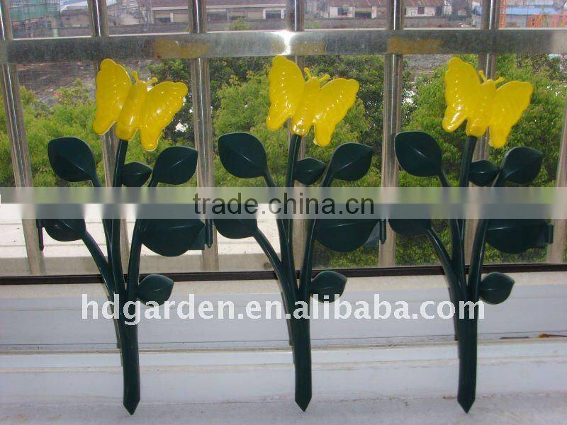 Garden plastic butterfly fence