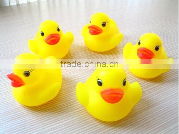 soft vinyl squeaky toys cartoon style vinyl toy bobble head blank capsule vinyl toy mannequin head toy