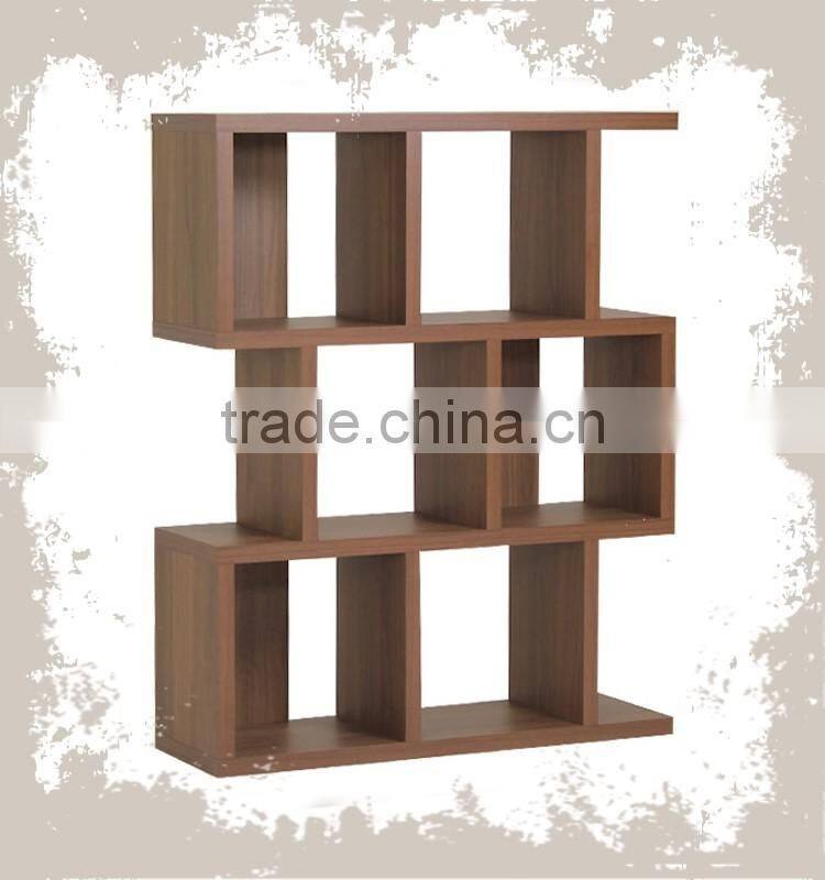 triangle decorative living room wooden wall shelf/bookshelf for home furniture