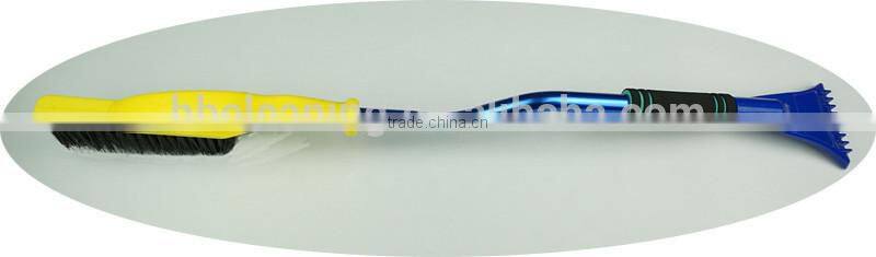 2015 special handle EVA grip snow brush with ice scraper